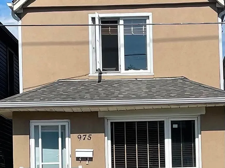 975 Ossington Ave — Photo 1
