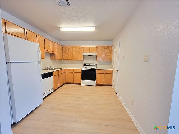 5th image of 4005 Hitchrock Dr