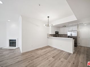 2335 S Bentley Ave APT 207, Los Angeles, CA 90064