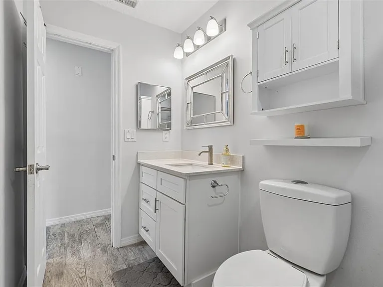 5440 Leahy Ln — Photo 19