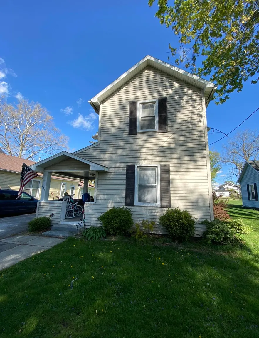 235 Buttonwood Ave photo 1