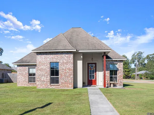 33797 Blue River Dr, Denham Springs, LA 70706