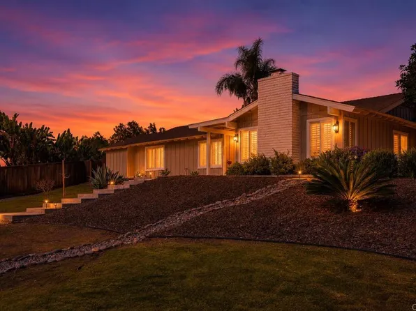 929 Pepper Tree Ln, Fallbrook, CA 92028