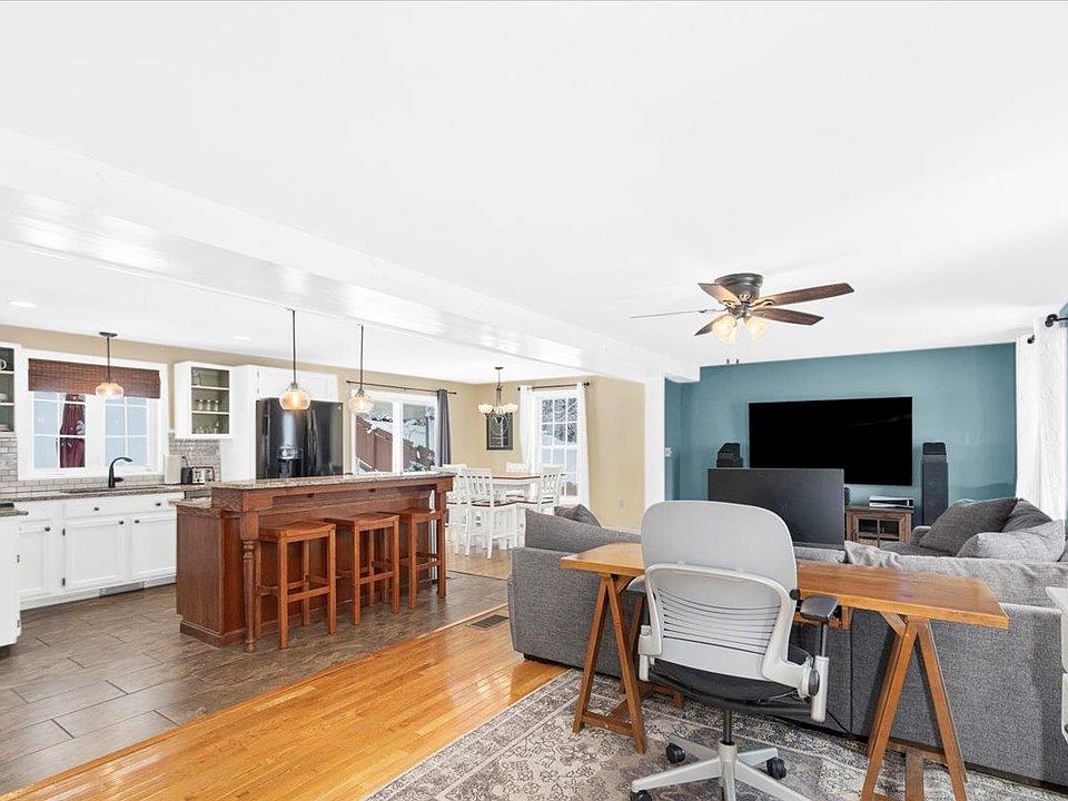 180 Heathrow Avenue, Manchester, NH 03104 Zillow