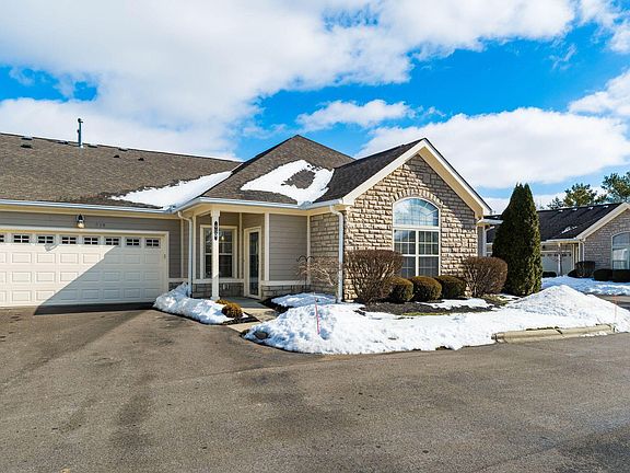 3rd image of 950 Villas Dr