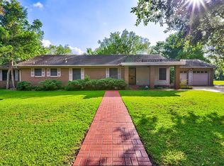 1616 Woodland Dr, Bryan, TX 77802