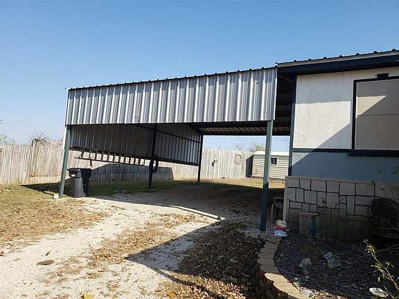 4th image of 5517 Baron Dr