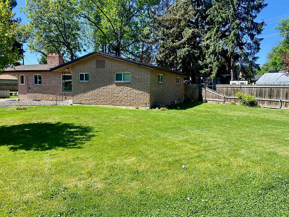 1st image of 3713 W Meadow Dr