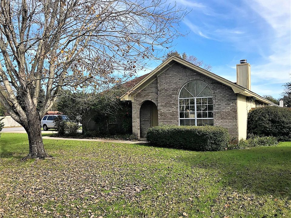 1st image of 398 Rosewood Dr