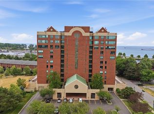 75 Ojibwa Cir #801, Buffalo, NY 14202