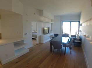8811 5/8 Burton Way #209, Los Angeles, CA 90048