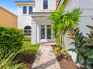 8395 NW 46th Dr, Coral Springs, FL 33067