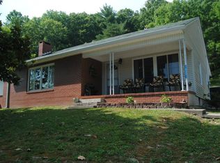 620 E Main St, Grayson, KY 41143