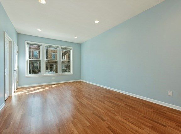 2nd image of 3152 S Emerald Ave