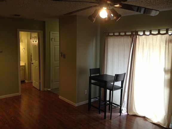 3rd image of 6903 Deatonhill Dr APT 46