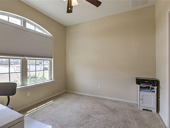 3rd image of 708 Carillion Dr