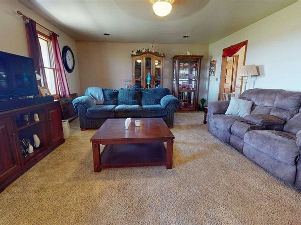 3240 E 200 N, Rushville, IN 46173