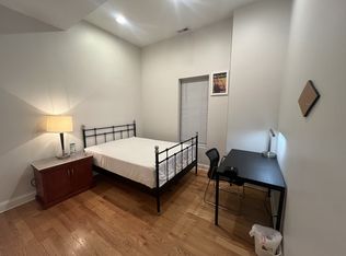 716 S Claremont Ave #2, Chicago, IL 60612