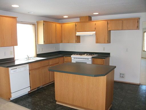 4th image of 7109 NE 163rd Ave