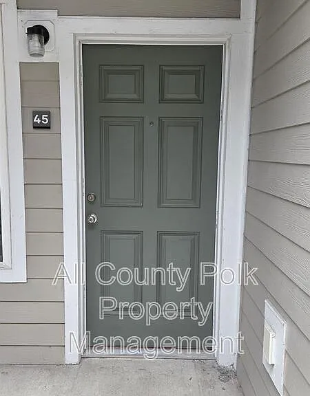 915 Ariana Apartment Community — Photo 8
