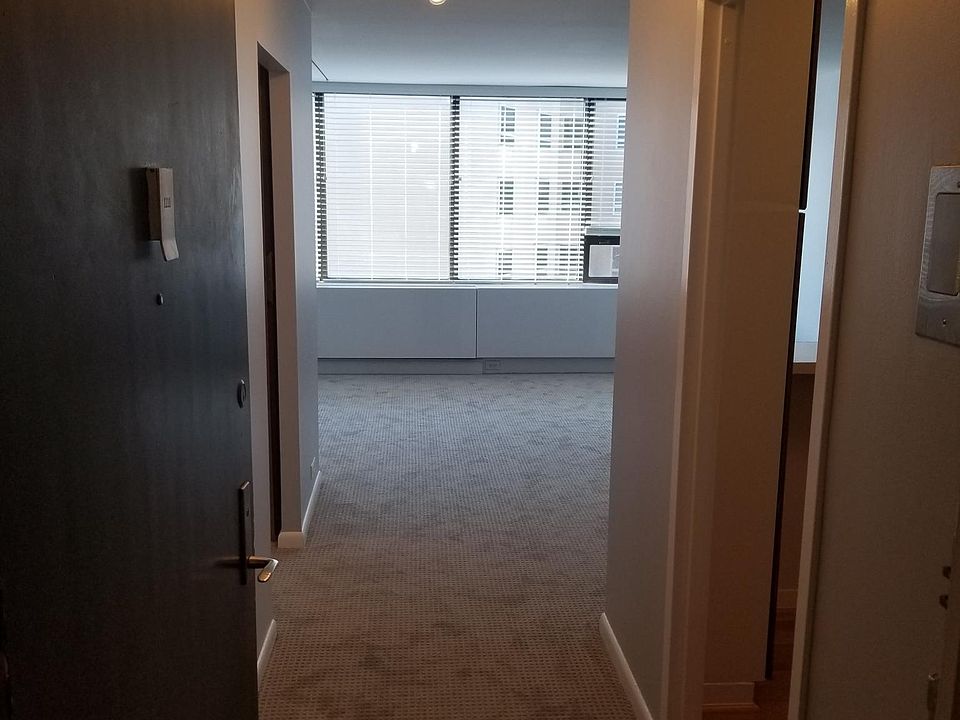 1st image of 2800 N Lake Shore Dr APT 1111
