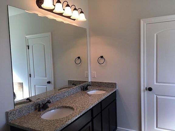 5th image of 4818 Alister Ct