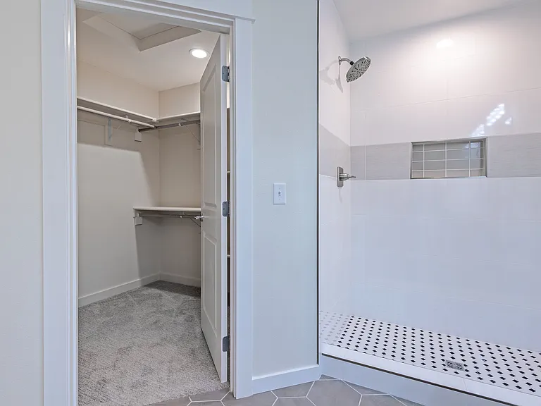 13636 Redwood Way NW — Photo 24