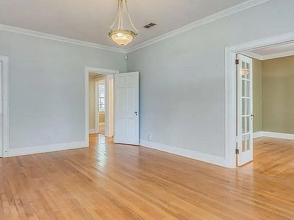 4th image of 1914 Norman Bridge Ct