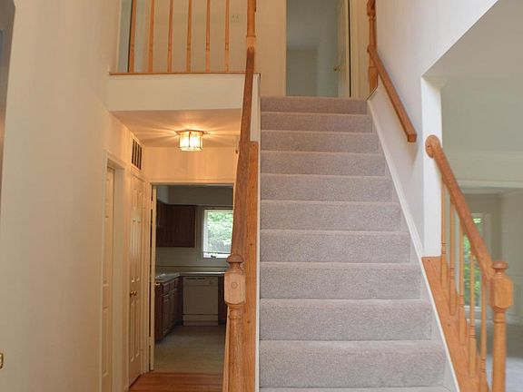 2nd image of 14349 Jacob Ln