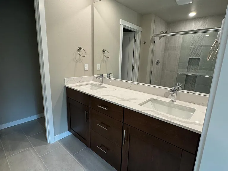13730 Manor Way — Photo 10
