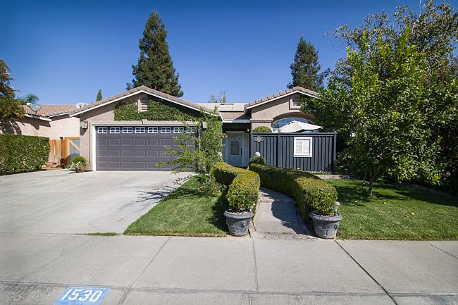 1st image of 1530 Adriana Way