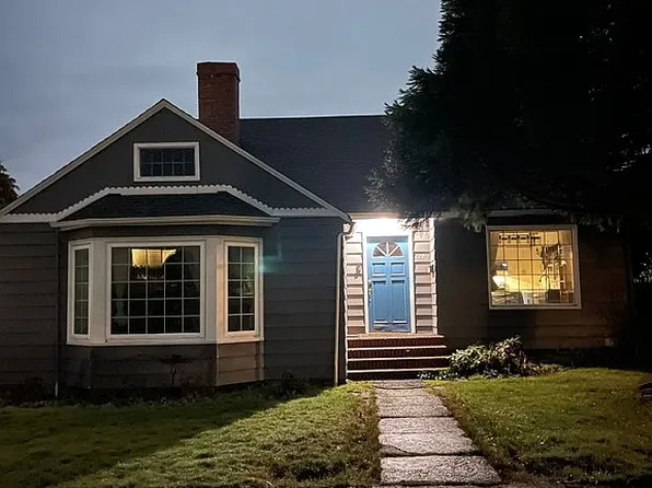 229 W 14th St, Port Angeles, WA 98362