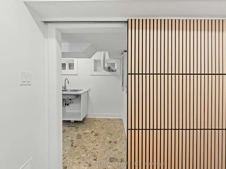 3 Hartland Rd #BASEMENT — Photo 27