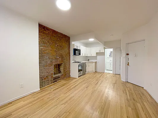 Rented by Compass | media 8