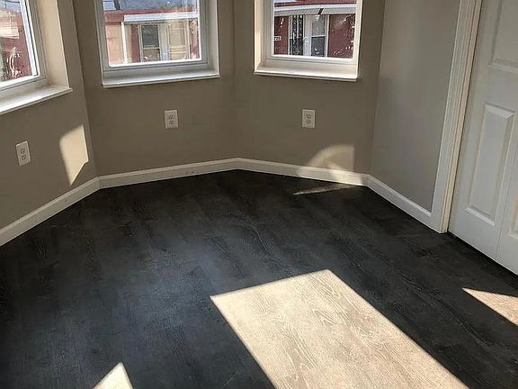 3rd image of 720 S Ithan St