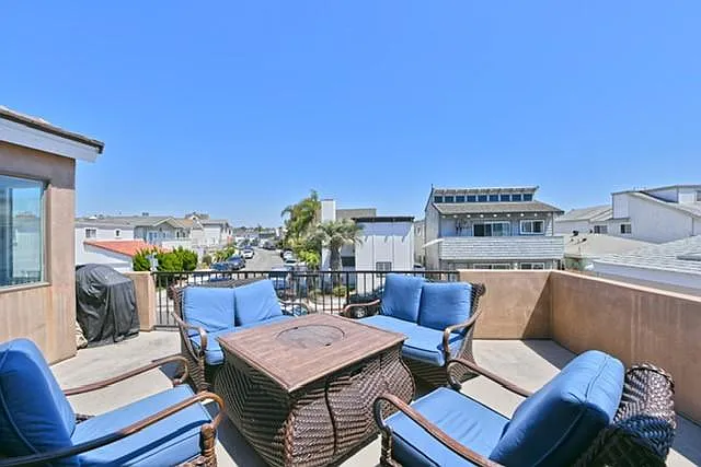 215 Grant St — Photo 4