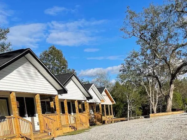 48 Smith Rd, Picayune, MS 39466