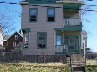 98 North St, Catskill, NY 12414