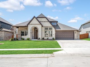 1025 Emerald Trace Dr, Justin, TX 76247