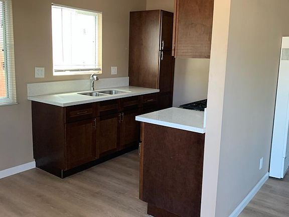 3rd image of 126 Cameron Ct