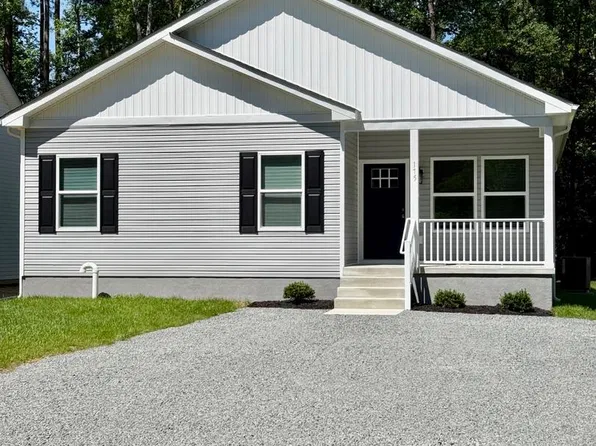 119 Merganser St, Montross, VA 22520