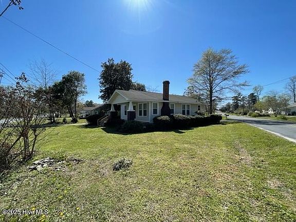 4th image of 417 N Timberly Ln