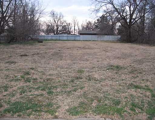 1st image of SE 11th St Lot 33-40-4