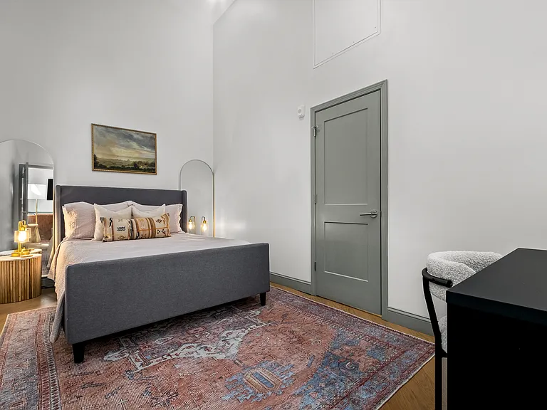 2212 Morris Ave #300 — Photo 14