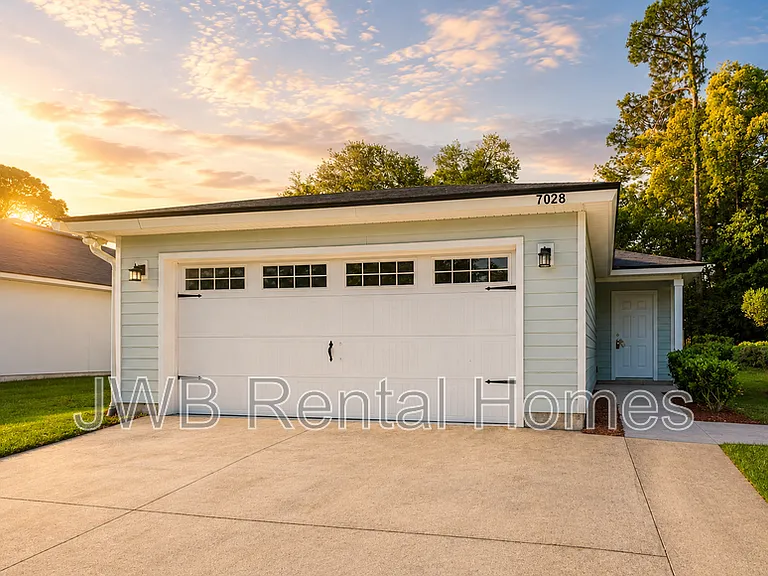 7028 Wilson Blvd — Photo 1