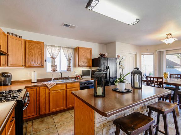 5th image of 9859 Camino San Martin SW