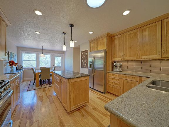2nd image of 4845 Bullard Dr