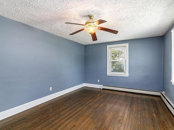 3rd image of 1316 Carroll Ave NW