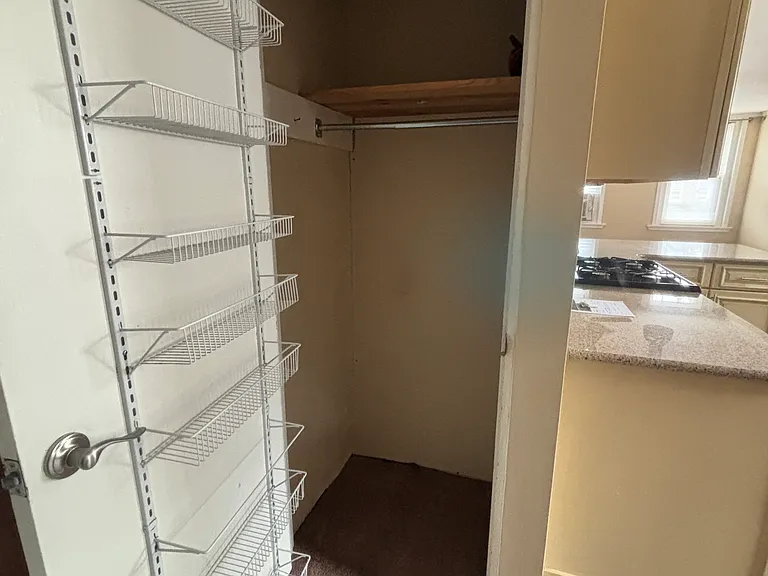 143 E 7th Ave #2 — Photo 6
