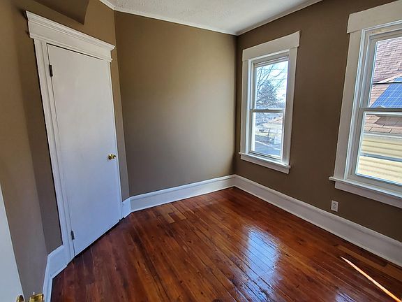 5th image of 477 Nye Ave APT 3